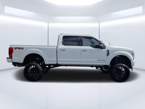Used 2020 Ford F250 Platinum w/ FX4 Off-Road Package image 2
