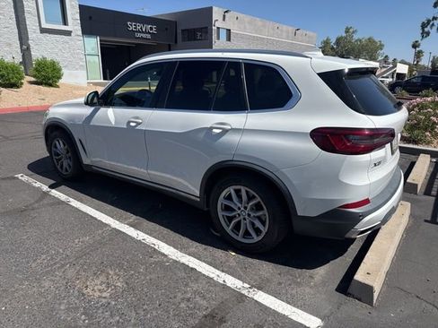 Used 2019 BMW X5 xDrive40i w/ Convenience Package AWD/4WD image 6