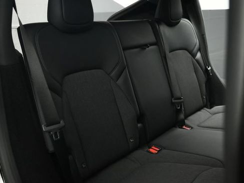 Used 2026 Tesla Model Y 2WD image 58