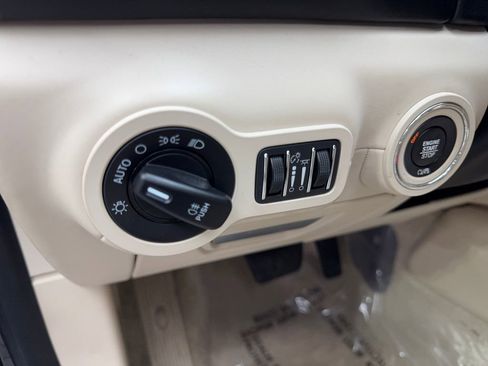 Used 2021 Maserati Ghibli image 55