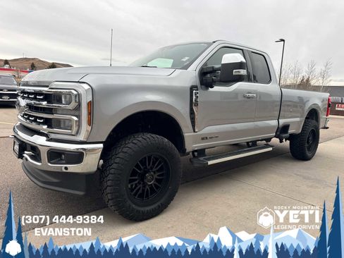 Used 2023 Ford F350 Lariat w/ Chrome Package image 7