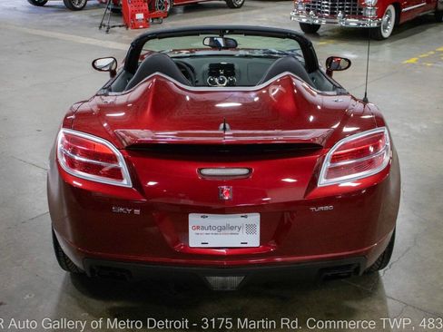 Used 2009 Saturn Sky Red Line image 6