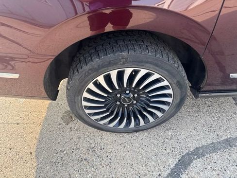 Used 2018 Lincoln Navigator L Black Label AWD/4WD image 18
