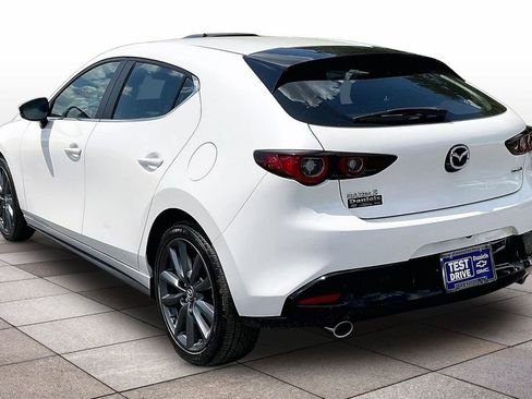 Used 2023 MAZDA MAZDA3 s FWD image 2