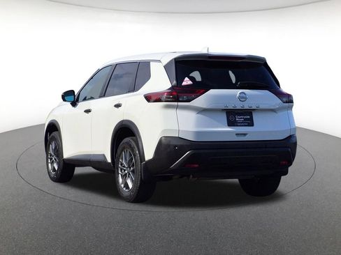 Used 2021 Nissan Rogue S FWD image 7