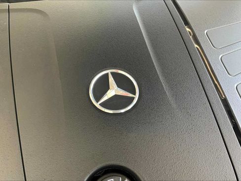 Certified 2022 Mercedes-Benz C 300 Sedan w/ Exclusive Trim Package image 32