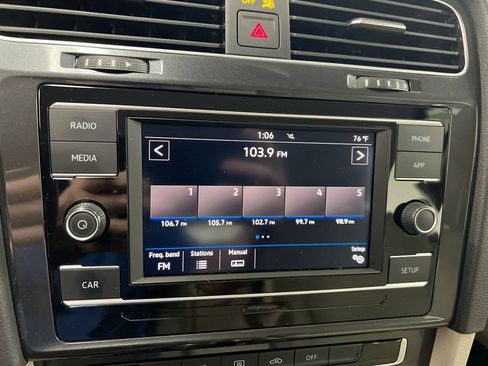 Used 2019 Volkswagen Golf S FWD image 14