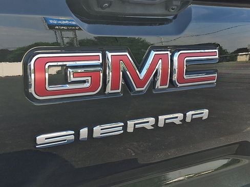 Used 2024 GMC Sierra 1500 Pro w/ Graphite Edition AWD/4WD image 28