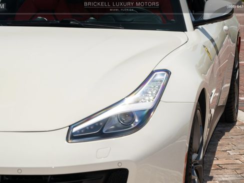 Used 2018 Ferrari GTC4Lusso T RWD image 62