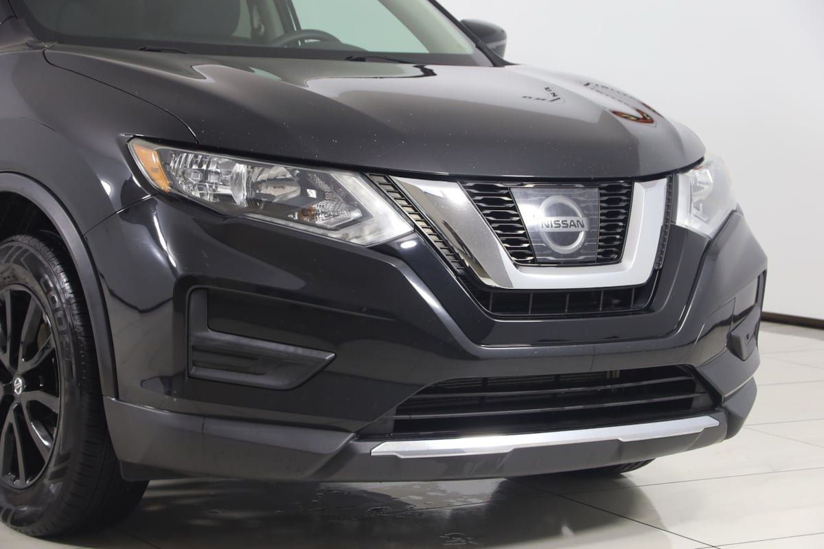 Used 2017 Nissan Rogue SV w/ Midnight Edition AWD/4WD image 31