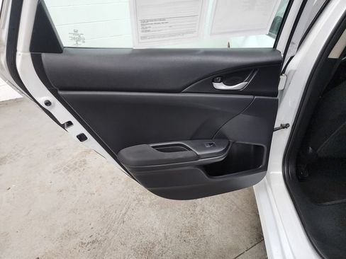 Used 2020 Honda Civic LX image 21