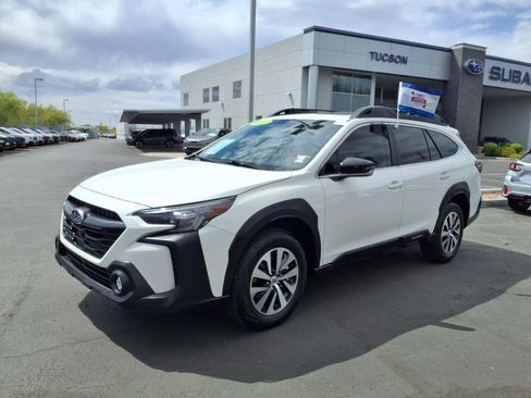 Certified 2025 Subaru Outback Premium image 8