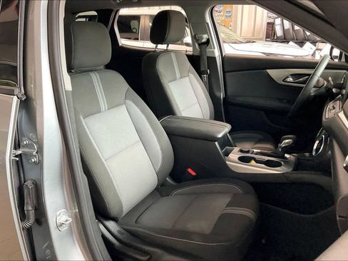 Used 2025 Chevrolet Blazer LT FWD image 21