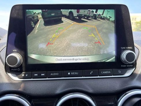 Used 2024 Nissan Sentra SV FWD image 20