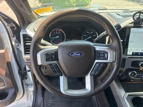 Used 2022 Ford F250 King Ranch w/ King Ranch Ultimate Package AWD/4WD image 16