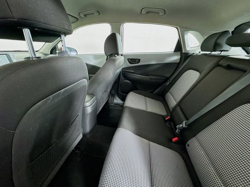 Used 2021 Hyundai Kona SE image 40