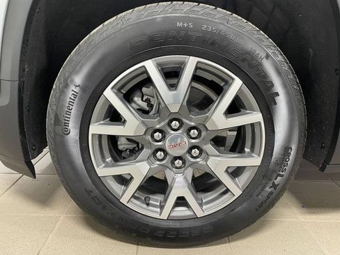Used 2023 GMC Acadia SLE w/ Driver Convenience Package AWD/4WD image 7