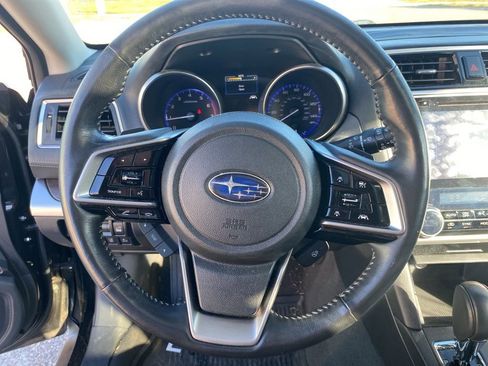 Used 2018 Subaru Outback 2.5i Touring image 19