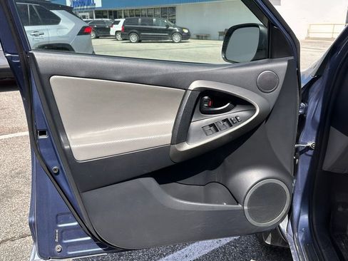 Used 2011 Toyota RAV4 Limited image 12