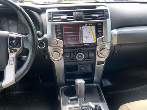 Used 2023 Toyota 4Runner SR5 Premium w/ Moonroof Package RWD image 7