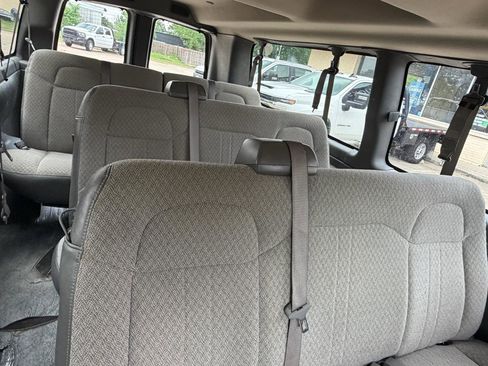 Used 2023 Chevrolet Express 3500 LT w/ LT Preferred Equipment Group image 13