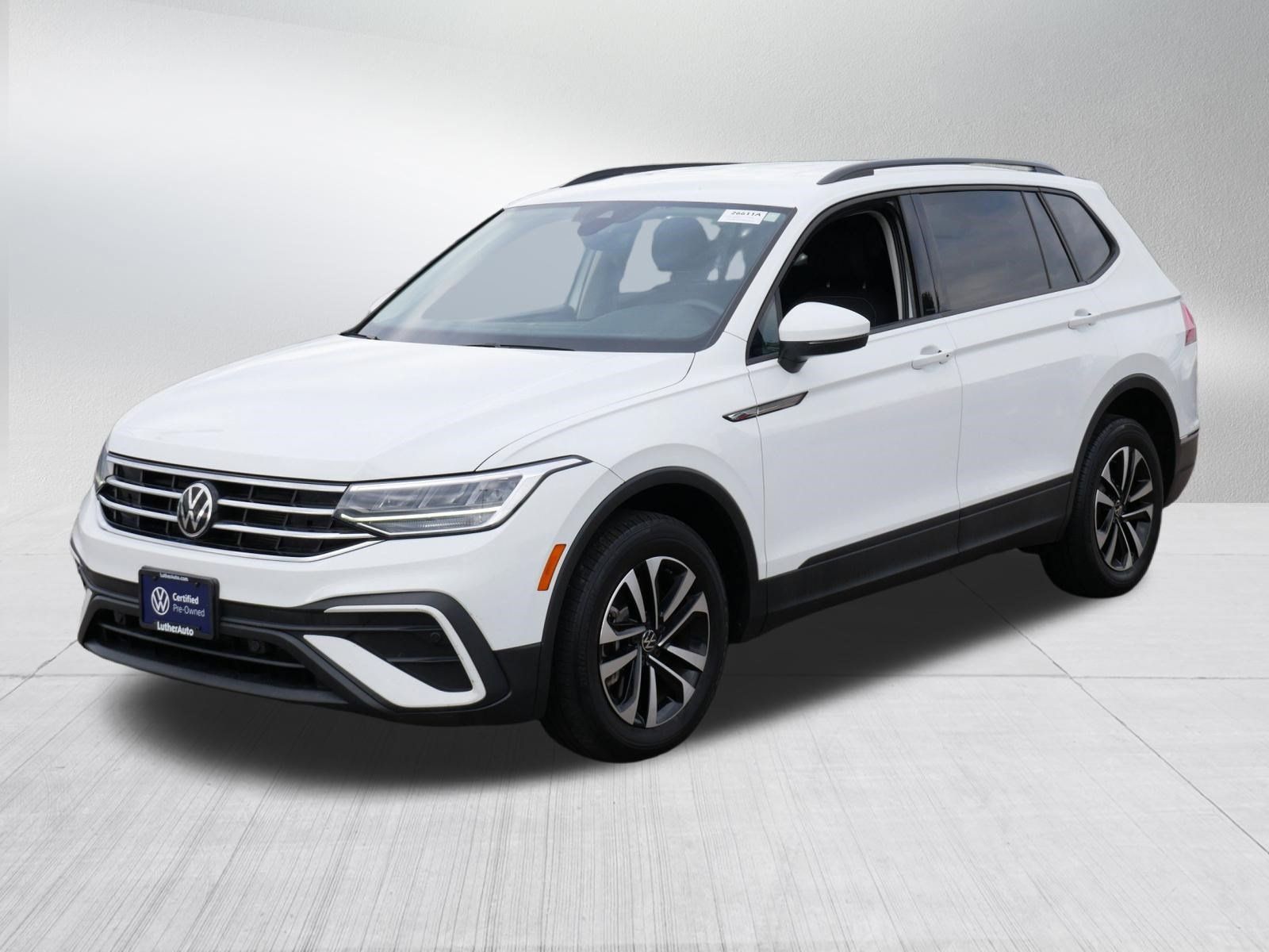 Used 2023 Volkswagen Tiguan S w/ Driver Assistance Package AWD/4WD image 3