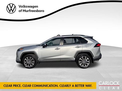 Used 2023 Toyota RAV4 XLE Premium image 4