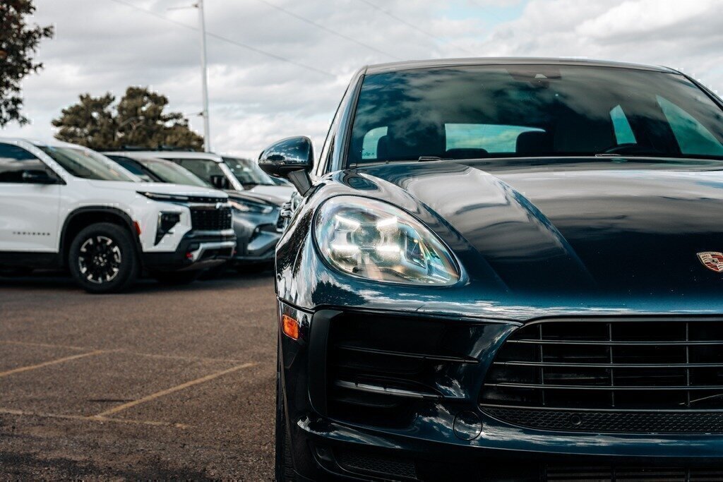 Used 2020 Porsche Macan AWD/4WD image 9