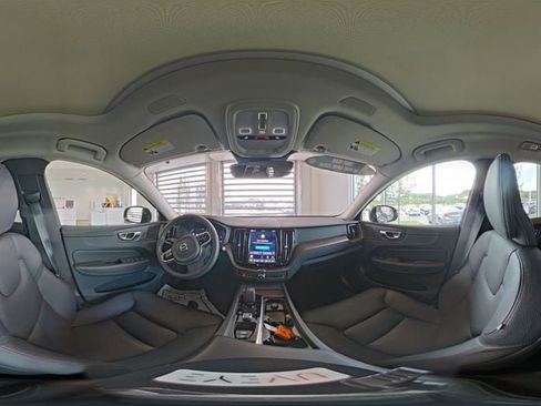 Certified 2024 Volvo XC60 B5 Plus w/ Protection Package Premier AWD/4WD image 9