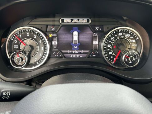 Used 2021 RAM 1500 Big Horn AWD/4WD image 25