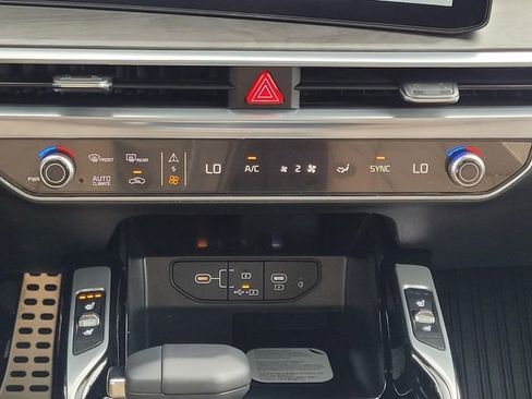 New 2026 Kia Sorento SX Prestige AWD/4WD image 19