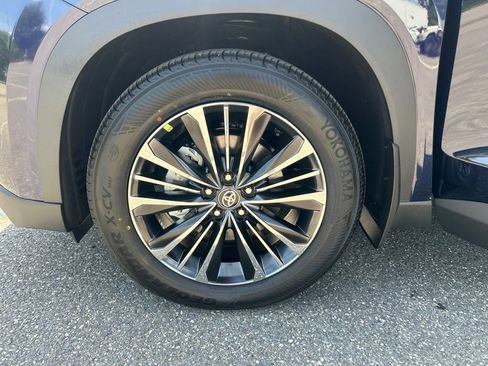 New 2026 Toyota Grand Highlander AWD Hybrid image 29