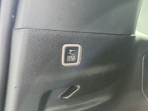 Used 2023 Jeep Grand Wagoneer L Series II image 44