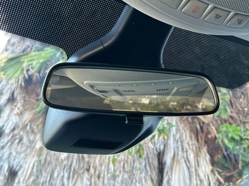 Used 2024 Ford Edge SE w/ Black Appearance Package AWD/4WD image 25
