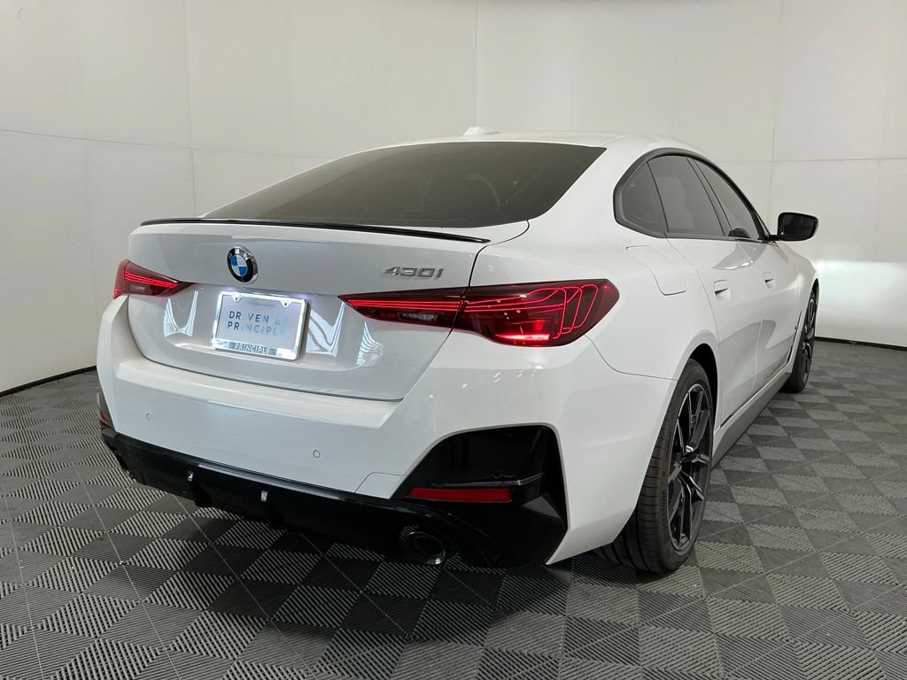New 2026 BMW 430i w/ M Sport Package RWD image 5