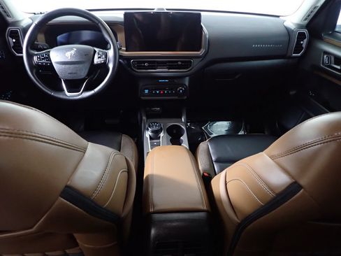 Used 2025 Ford Bronco Sport Outer Banks AWD/4WD image 31