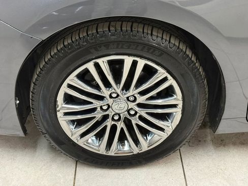 Used 2014 Lexus ES 350 w/ Premium Package FWD image 36