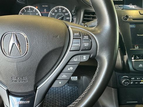 Used 2022 Acura ILX image 17