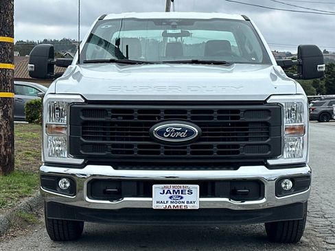 New 2026 Ford F250 XL w/ XL Chrome Package image 8