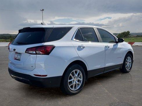 Used 2023 Chevrolet Equinox LT FWD image 3
