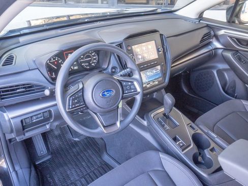 Certified 2025 Subaru Impreza 2.0i image 9