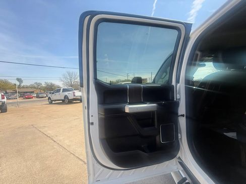 Used 2020 Ford F350 Lariat w/ Lariat Ultimate Package AWD/4WD image 14