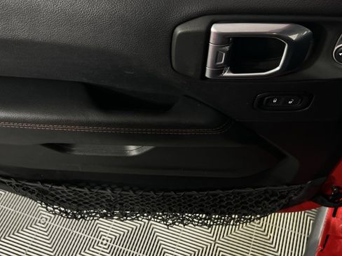 Used 2021 Jeep Wrangler Unlimited Rubicon w/ Dual Top Group image 27