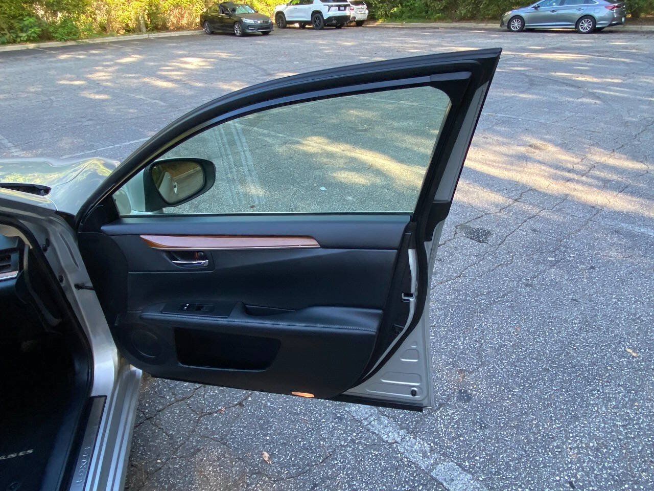 Used 2014 Lexus ES 300h w/ Luxury Package w/Bamboo Trim FWD image 56
