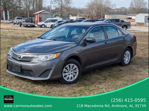 Used 2012 Toyota Camry FWD image 1