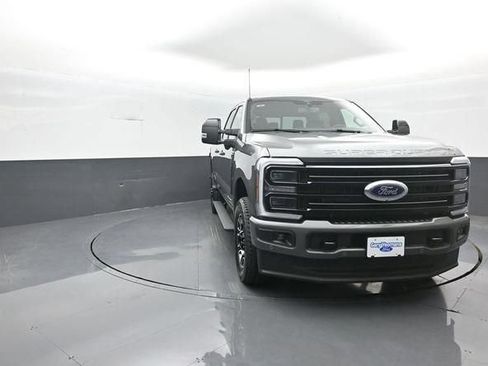 New 2026 Ford F350 Platinum AWD/4WD image 4