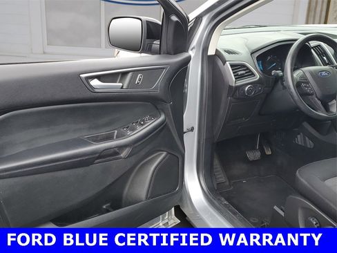 Certified 2022 Ford Edge SE w/ Black Appearance Package image 14