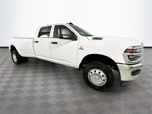 New 2026 RAM 3500 Tradesman w/ Chrome Appearance Group image 3