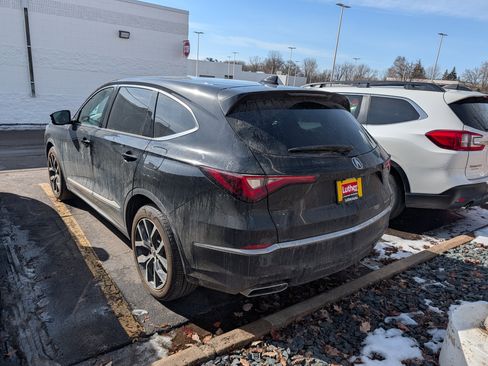 Used 2023 Acura MDX SH-AWD w/ Technology Package image 4