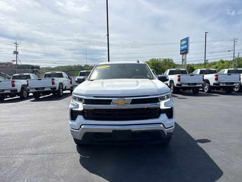 Used 2025 Chevrolet Silverado 1500 LT AWD/4WD image 8